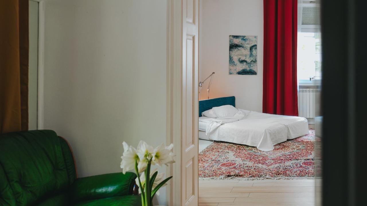 Salon Apartment In Dorcol Historical Beograd Eksteriør bilde